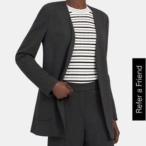 Theory long and open blazer size 8 in charcoal
